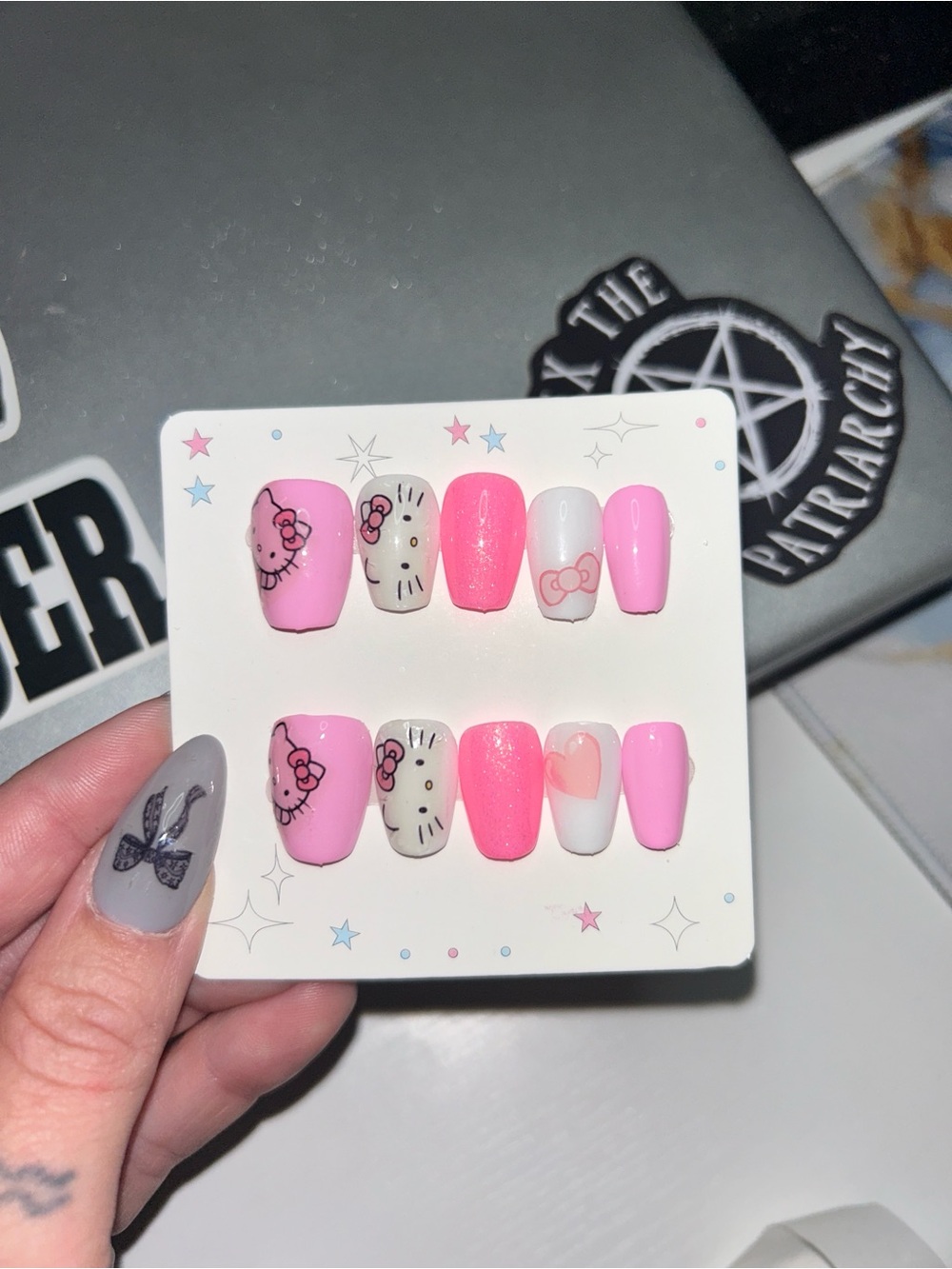 Pink Hello Kitty Press-On Nail Set